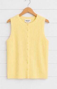 Song of Style Amiee Song butter yellow button front tank sml